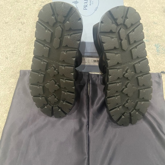 Blow Padded Leather Slingback Sport Sandals - Picture 6 of 7